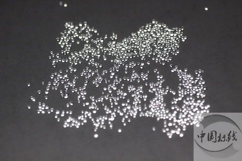 淮上金属表面处理厂喷砂玻璃微珠清理